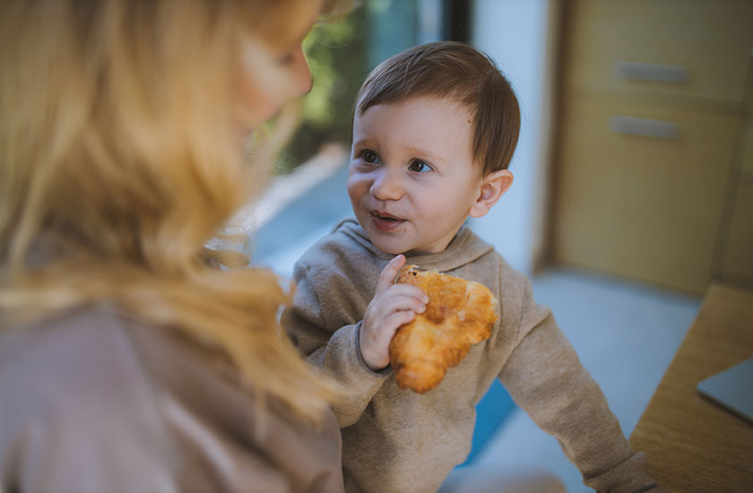 toddler-mom-vl